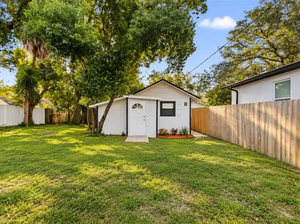 8705 N 13th St, Tampa, FL