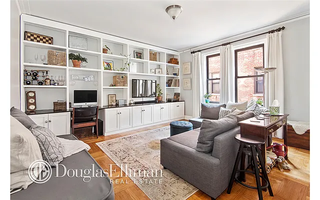 Sold by Douglas Elliman | media 16