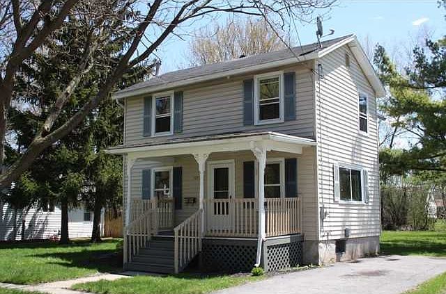 1st image of 117 Tillotson St