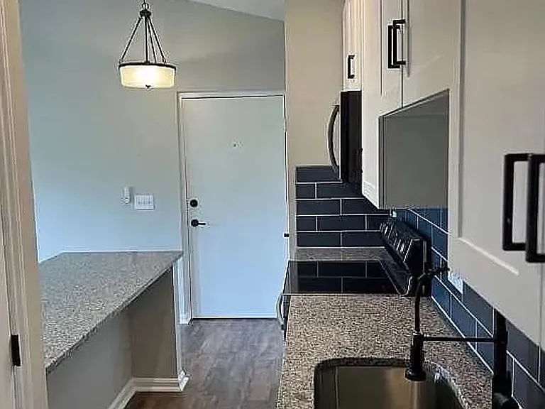 6116 Meadow Rose Ln — Photo 3