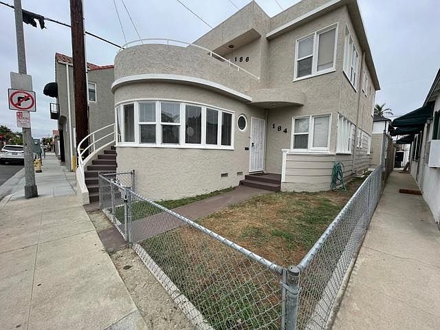 1st image of 184 Pomona Ave