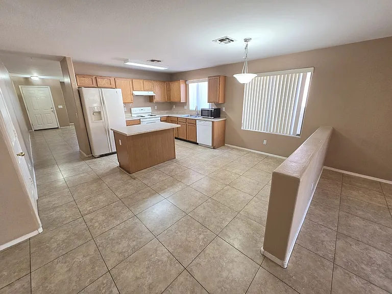 3792 W Santa Cruz Ave — Photo 8