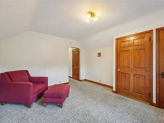 4th image of 2648 36th Ave S APT 2