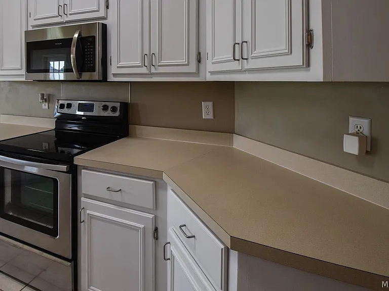 1691 Rambling Brook Ln — Photo 20