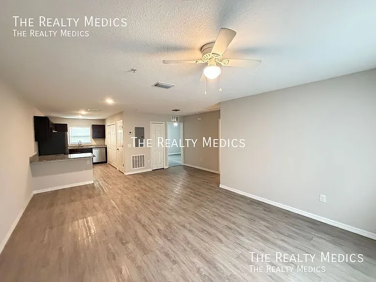 8106 Juniper Rd #3 — Photo 5