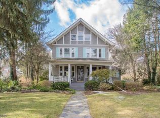 50 Forest Rd, Glen Rock, NJ 07452