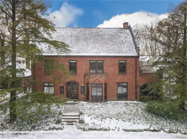 2696 Fairmount Blvd, Cleveland Heights, OH 44106