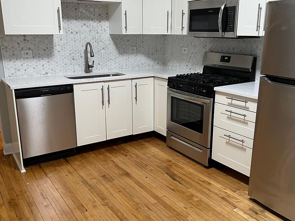 1st image of 2550 W Augusta Blvd APT 1R