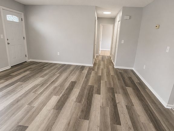 3rd image of 511 65th Avenue Dr W