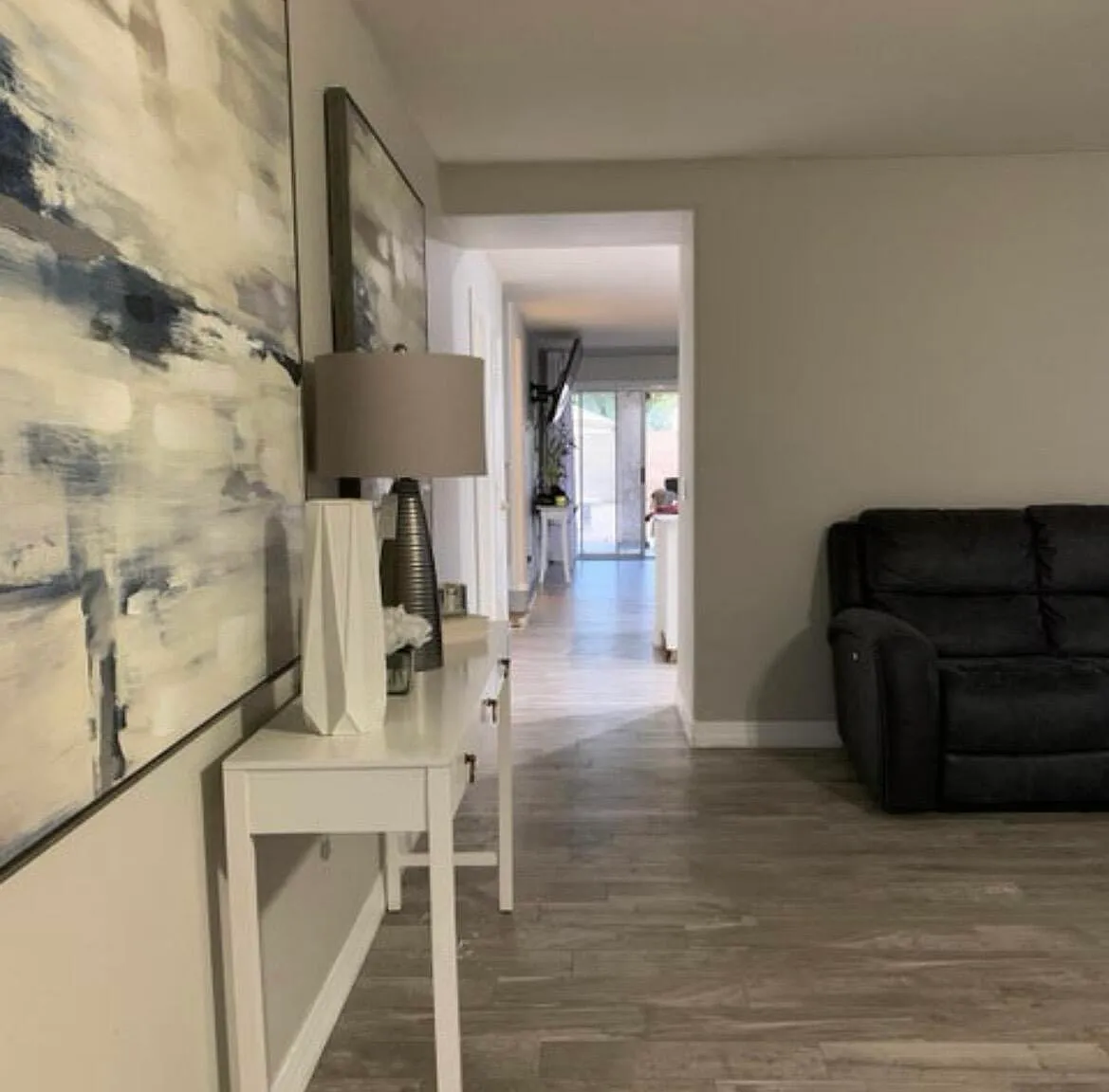 4 bed, 2.5 bath, 2230 sqft, $2,495 — Photo 2