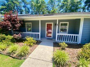 600 N 35th St APT 1303, Morehead City, NC 28557