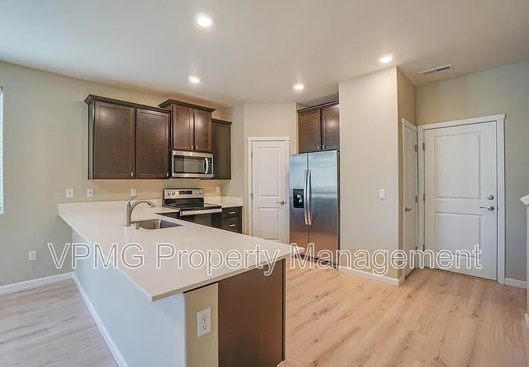 7104 NE 155th Pl — Photo 10