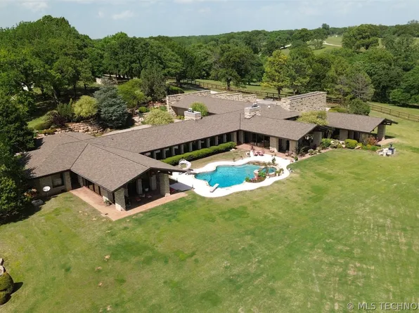 16906 S 241st East Ave, Coweta, OK 74429