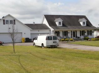 723 W Garfield Rd, Columbiana, OH 44408