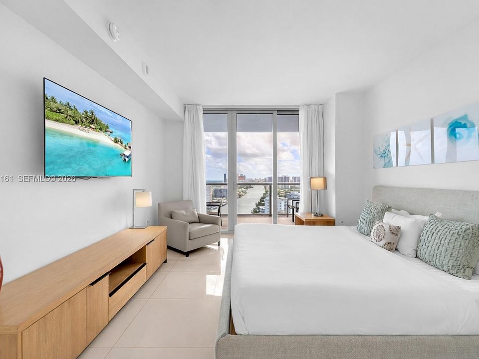 1st image of 2602 E Hallandale Beach Blvd #R2805