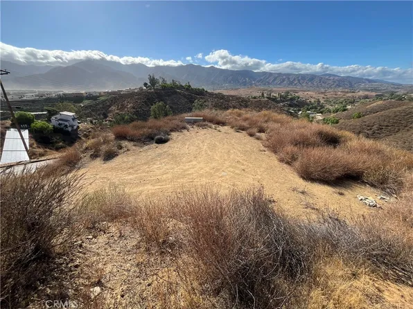 11400 Siesta Ln, Corona, CA 92883
