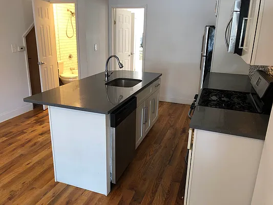 Rented by Compass | media 19