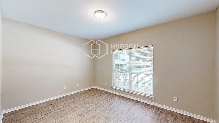 1468 Red Wolf Dr — Photo 24