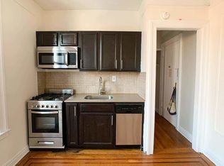 25-21 31st Ave #A52, Astoria, NY 11106