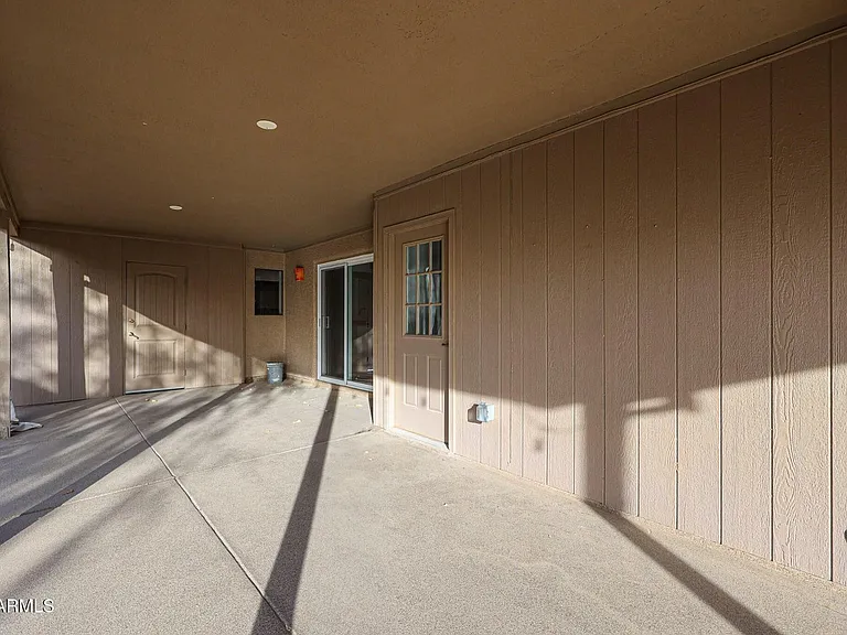 26033 S Hollygreen Dr — Photo 39