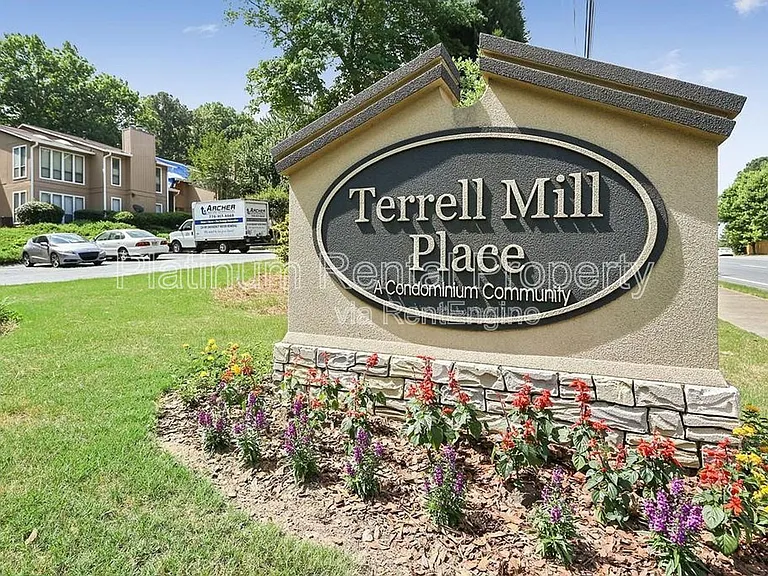 1555 Terrell Mill Pl SE #E — Photo 31