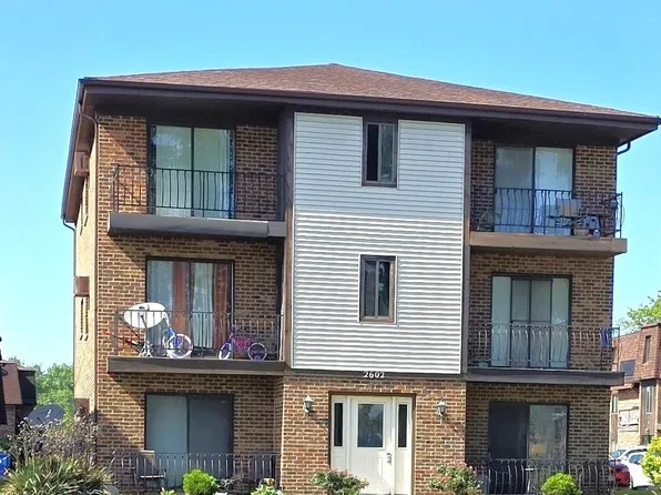 2602 E State St APT 3A, Burnham, IL 60633