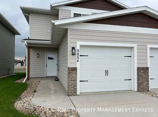 9654 W Tunis Dr, Sioux Falls, SD 57106
