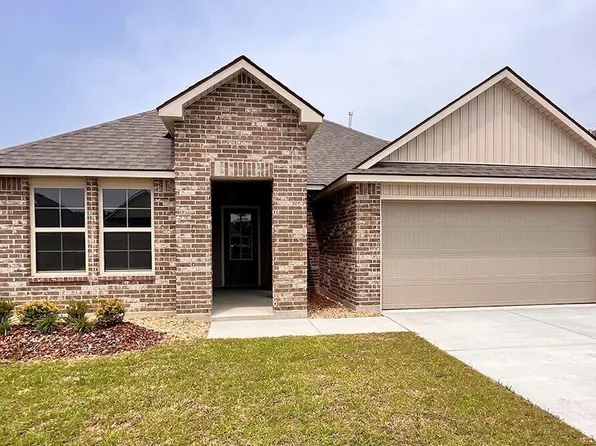 129 Lake Ridge Dr, Broussard, LA 70518