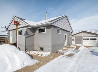 608 B Ave W, Wynyard, SK S0A4T0