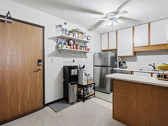 5th image of 3130 W Monroe St APT 107