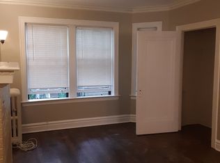 820 Reba Pl #2S, Evanston, IL 60202