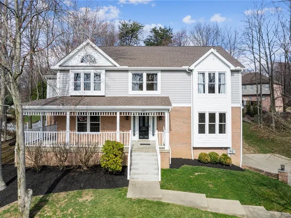 227 Whispering Oaks Dr, Cranberry Township, PA 16066