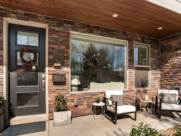 Front of House: Left-Side Duplex