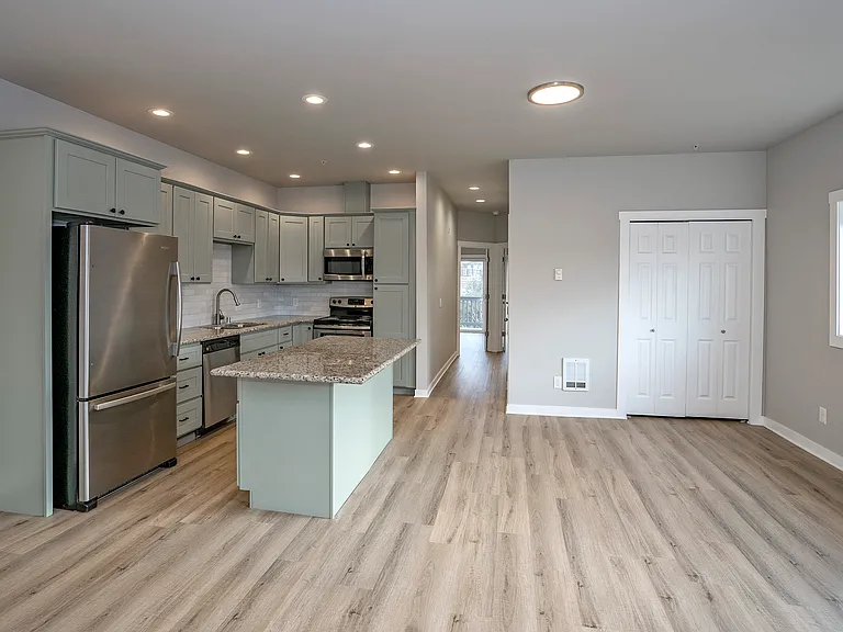 630 N Trafton St — Photo 23