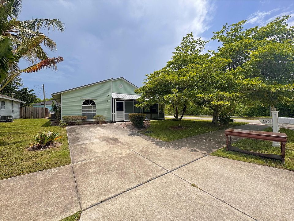1st image of 5359 SE Dell Street