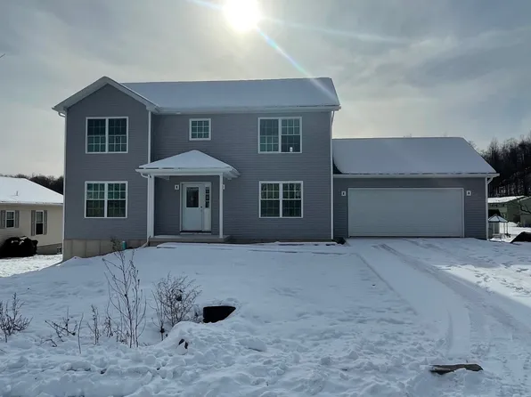 107 Cleveland Dr, Jermyn, PA 18433