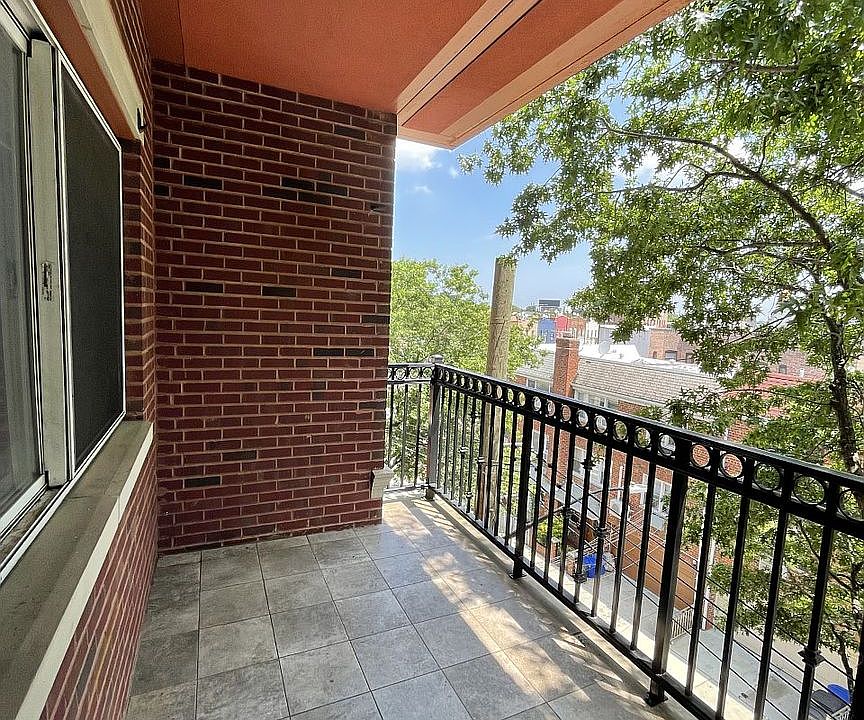 1st image of 2822 Astoria Blvd #6A