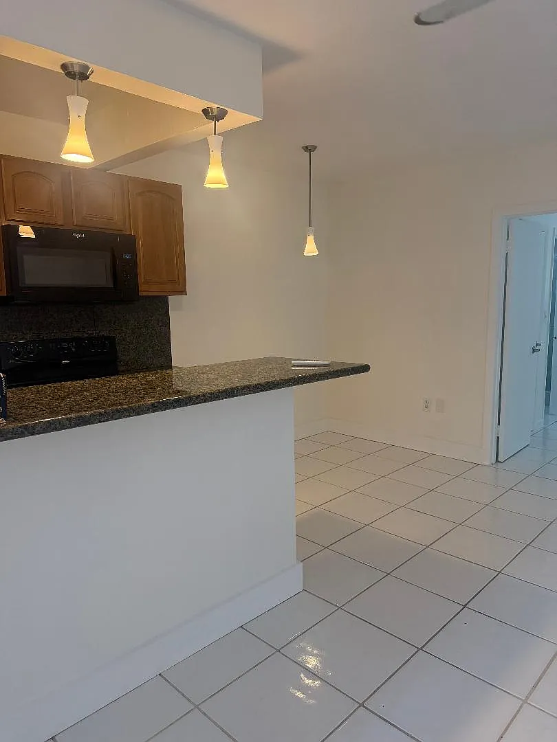 1 bed, 510 sqft, $1,750 — Photo 4