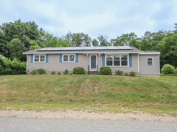 6 Whitehall Ter, Hooksett, NH 03106