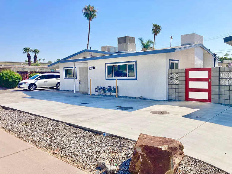 270 N Sunrise Way — Photo 12