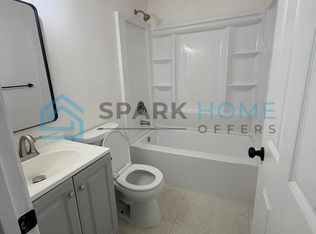 1902 Sheridan St APT C, Selma, CA 93662