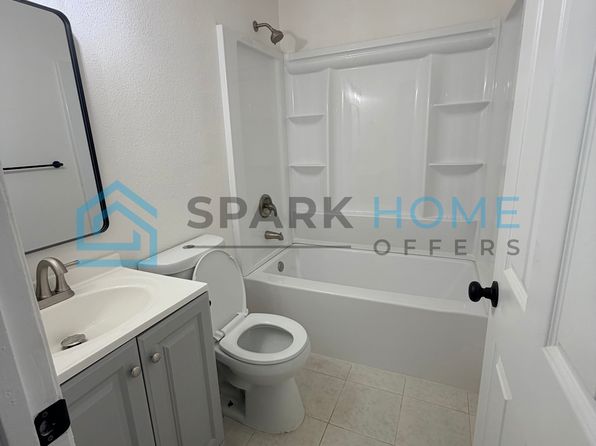 1902 Sheridan St APT C, Selma, CA 93662 – 2-bedroom rental in Selma