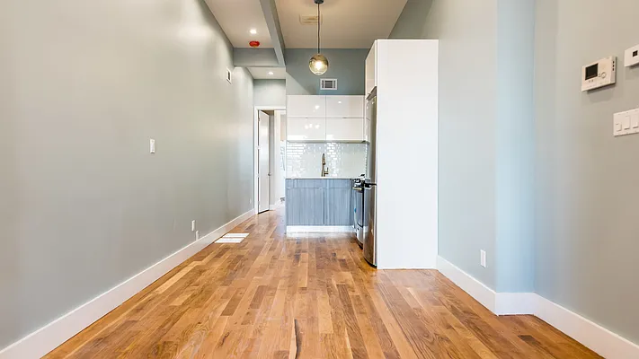 Rented by Nooklyn NYC LLC | media 16