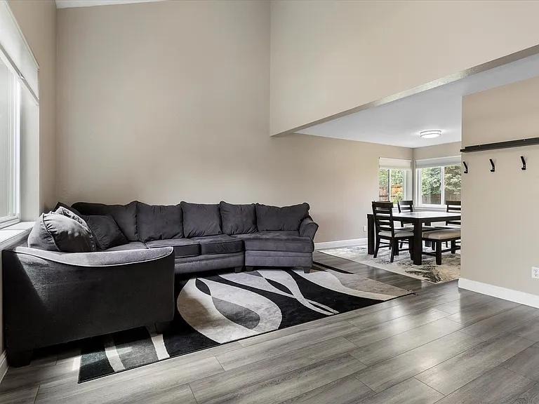 4628 S Flanders Way — Photo 7