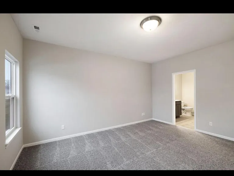 12412 Ontario Pl — Photo 17