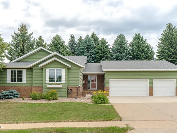 314 Aspen Ave, Bismarck, ND 58503