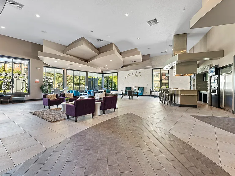 Creekside Ranch Apartments — Photo 28