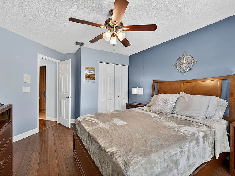 3738 Old Lighthouse Cir #SEASON RENTAL — Photo 50