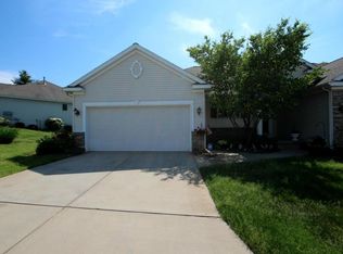 3433 English Hills Dr NW, Grand Rapids, MI 49544