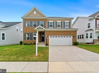 5659 Lewis Carroll Dr, White Plains, MD 20695